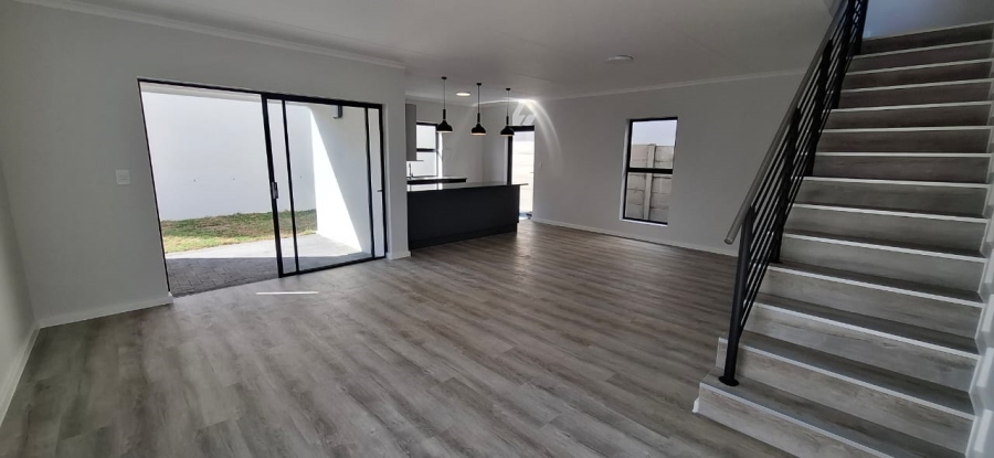To Let 3 Bedroom Property for Rent in Jakarandas Western Cape